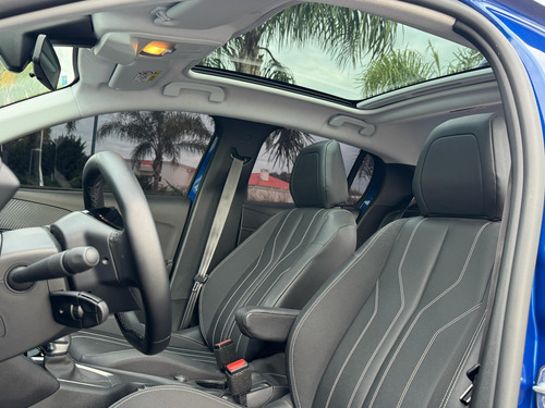Peugeot 208 1.6 Feline Tiptronic