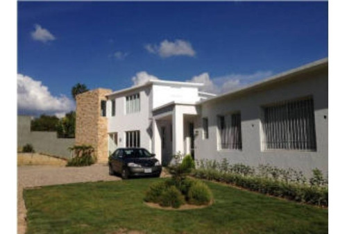 #23-3794 Casa Moderna En La Lagunita Country Club