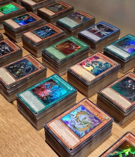 Megalote Yu-gi-oh! Con Cartas Holofoil Originales 100%