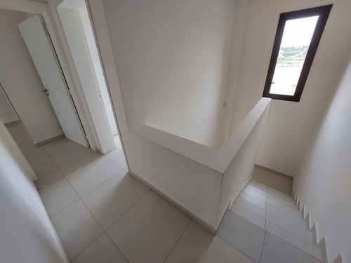 Imagen 6 de 15 de Dúplex · Venta · Barrio Privado · 3 Dormitorios