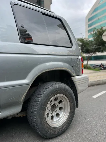 Mitsubishi Montero 3.0 V6