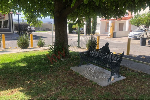 Tu Nuevo Hogar En Real De Arboledas, Celaya. Casa En Fraccionamiento Privado Con Vigilancia 24/7