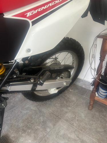 Moto Honda Tornado 2023 0km Alarma Patente Paga Todo El Año.