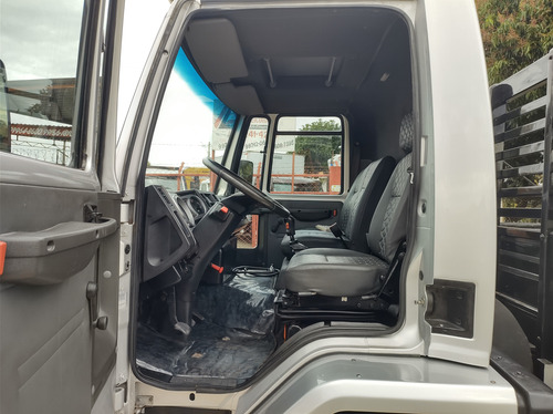 Ford Cargo 1317e 2010 Com Carroceria De 7 Mtrs