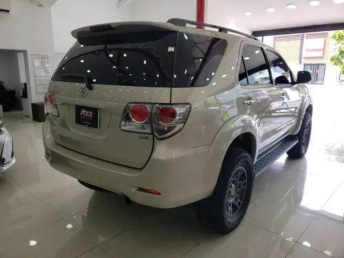 Toyota Fortuner Sr