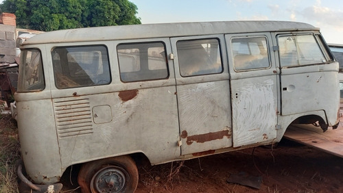 Imagem 17 de 23 de Volkswagen Kombi Corujinha 66