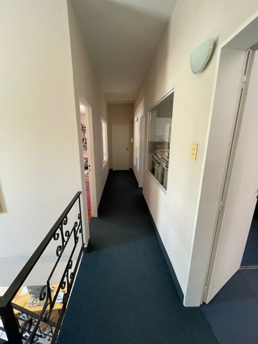 Imagen 18 de 30 de Alq Comercial - Casa Con 10 Oficinas, 3 Plantas - Saavedra