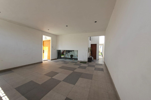 Casa En Venta Col. Chapultepec, San Nicolás De Los Garza