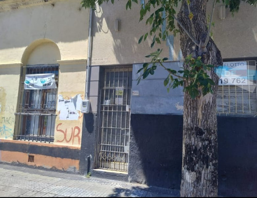 Única!!en El Corazón Mismo De Barrio Sur, Calle Cuareim 3 Dormitorios Estufa A Leña, Acceso A Azotea Con Hermosa Vista-