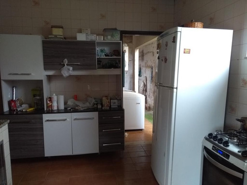 Imagem 12 de 14 de Casa Duplex, Com Mito Espaço, Bairro Sossegado