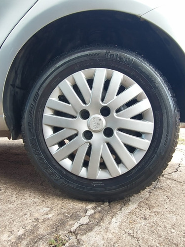 Volkswagen Gol 1.6 MI 8V FLEX 4P MANUAL G.V