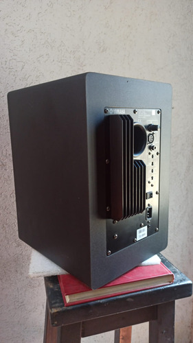 Par De Monitores Yamaha Hs80m Impecables Negro (Usado)