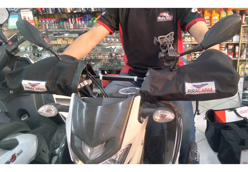 Imagem 2 de 3 de Protetor Luva Mão Corta Vento Frio Moto Piracapas