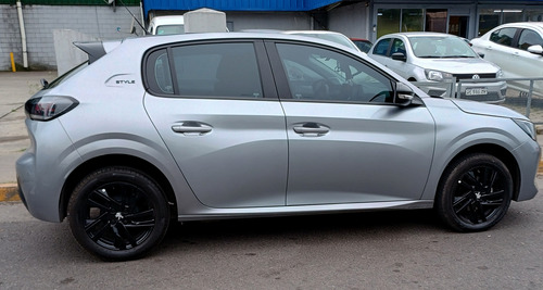 Peugeot 208 1.6l Style Tiptronic