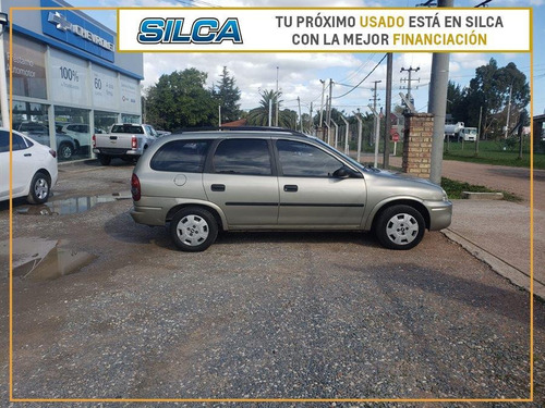 Chevrolet Corsa Wagon 2010 Beige 5 Puertas