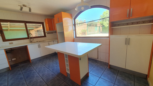 Vendo Hermosa Casa Sector Mauco Salida Rotonda De Concón.