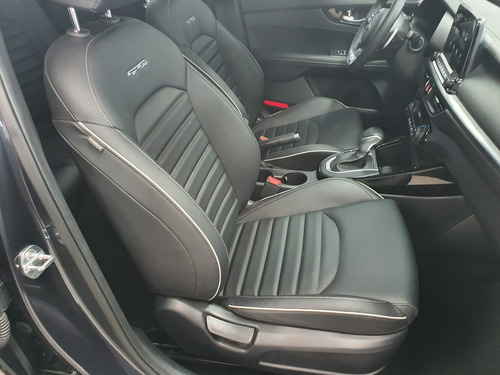 Imagen 11 de 15 de Kia Forte Gt Line 2020