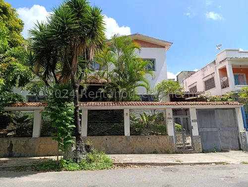 Casa En Venta En Las Acacias
