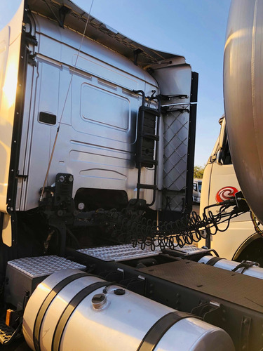 Imagem 4 de 9 de Scania R-480 6x4 Highline
