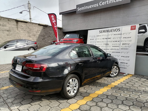 Imagen 7 de 15 de Volkswagen Jetta 2016 2.5 Comfortline Tiptronic At