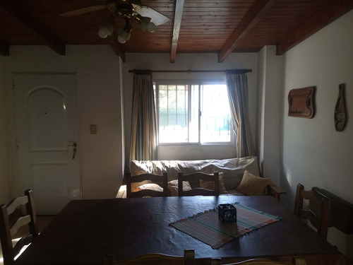 Imagen 10 de 22 de Casa En Venta 3 Ambientes En Funes Con Pileta.