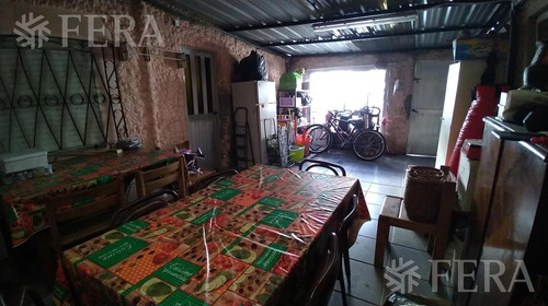 Venta Casa Para Dos Familias Con Cochera En Bernal Oeste