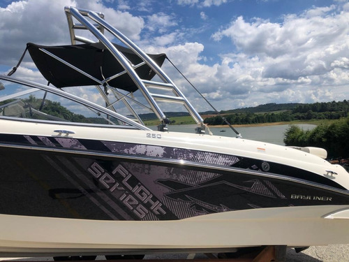 Imagem 9 de 15 de Lancha Bayliner 25 Pés
