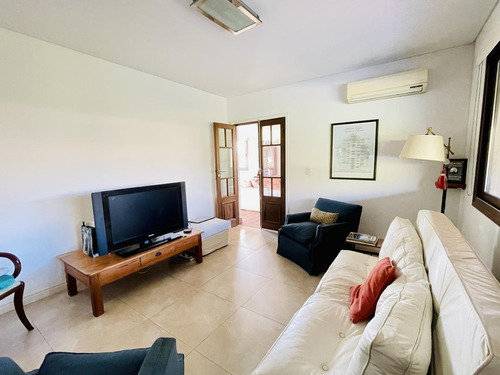 Imagen 12 de 22 de Casa En Venta - Barrio Barbarita