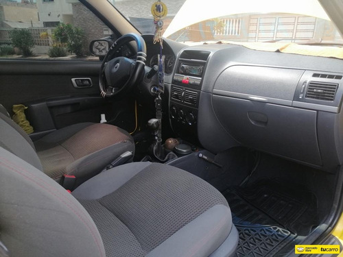 Imagen 8 de 12 de Fiat Palio Racing 1.8