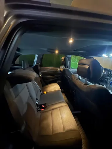 Jeep Grand Cherokee 3.6 Limited Lujo 4x2 Mt
