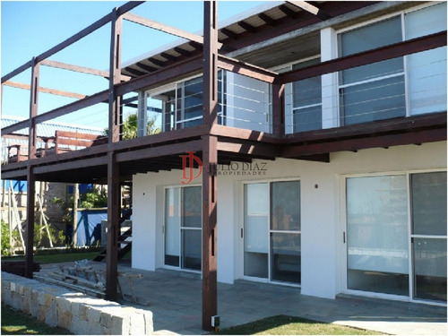 Imagen 13 de 30 de Casa En El Chorro Excelente Zona