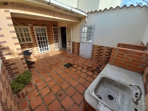 Imagen 16 de 19 de Vende Townhouse En El Conjunto Residencial Los Frailejones Naguanagua