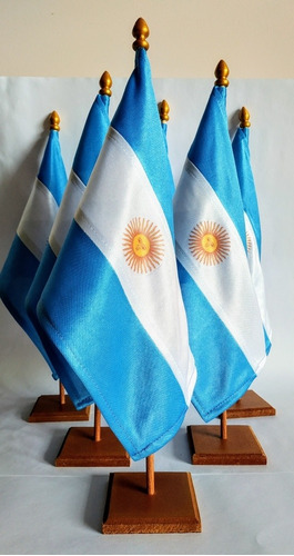 8  Banderas Argentinas Mastil Escritorio Despachos Oficinas