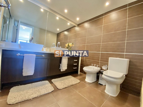 Imagen 16 de 28 de Venta De Penthouse De 2 Dormitorios En Edificio Imperiale Iii Punta Del Este