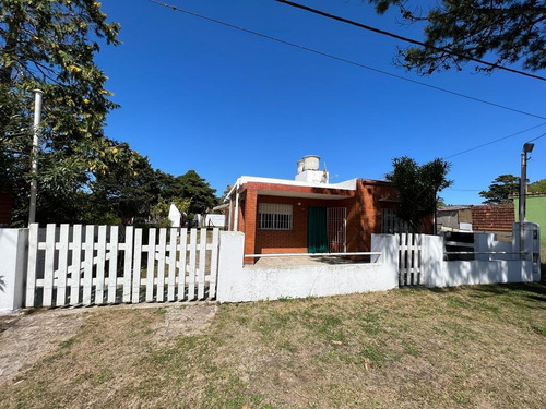 Imagen 2 de 29 de Casa Ph Con Terreno - Santa Teresita - Impecable Estado Y Buena Ubicación - Oportunidad