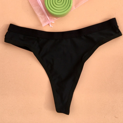 Imagen 4 de 4 de Less De Microfibra, Tanga, Tiro Alto Le Coquette Intimate