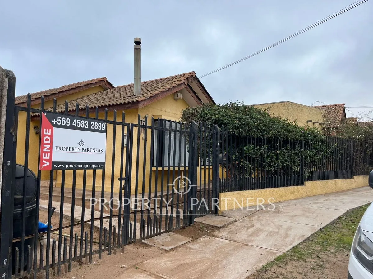 Imagen 1 de 15 de Cómoda Casa En Peñuelas