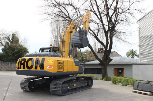 Excavadora Sobre Orugas Iron 215 Br