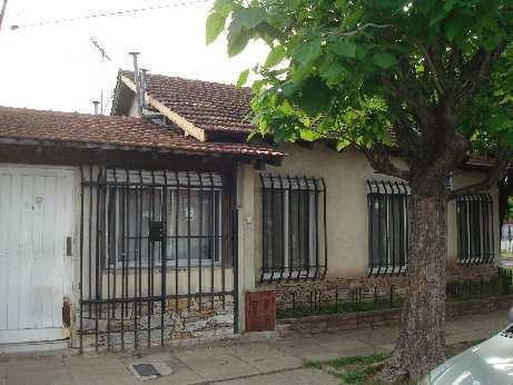 Imagen 2 de 10 de Chalet Ph En Venta En Moron Sur