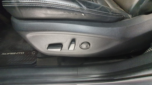 Imagen 14 de 15 de Kia Sorento Crdi 4x4 Full