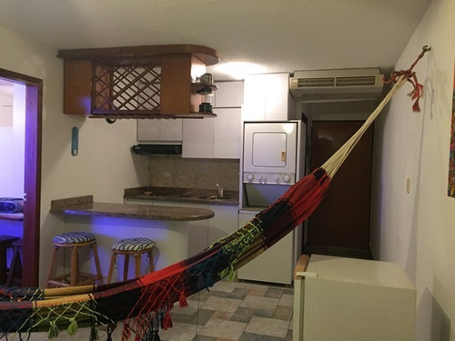 Imagen 7 de 13 de Apartamento Con Vista Al Mar, Pampatar