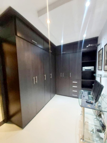 Imagen 24 de 26 de Armando Ortunio Lujoso Townhouse Bonaventure, Mañongo