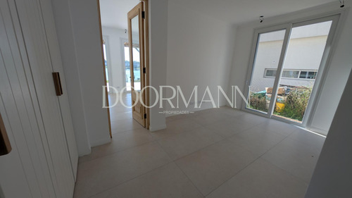 Casa En Venta 4 Habitaciones Dependencia Laguna | Barrio Santa Ana | Villanueva