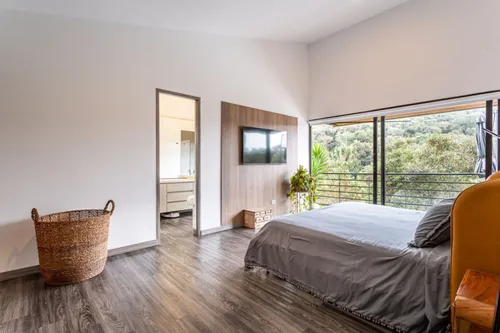 Casa En Venta En Carrizales. Cod V24082