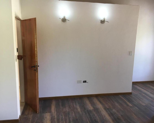 Imagen 8 de 12 de Duplex A Estrenar 3 Ambientes