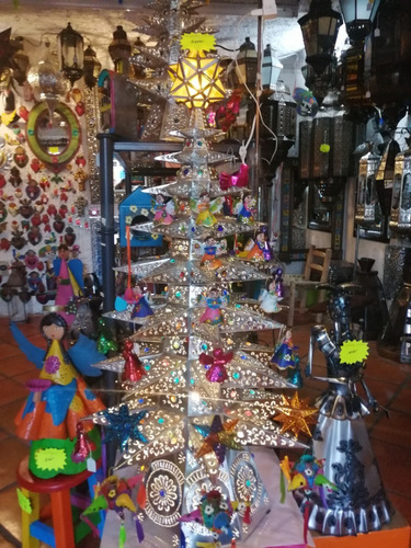 Imagen 4 de 5 de Esferas Navideñas Artesanales, 10 Estrellas De Latón Verde