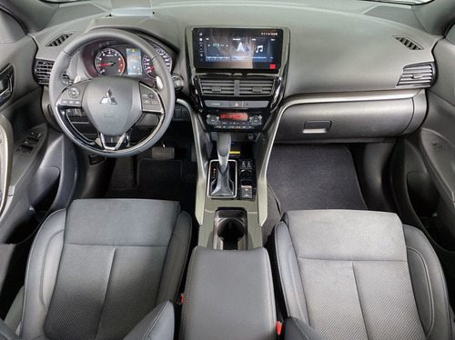Mitsubishi Eclipse Cross 1.5 Hpe Black Turbo Cvt 5P