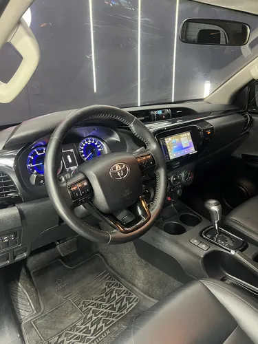 Toyota Hilux 2.8 SRV