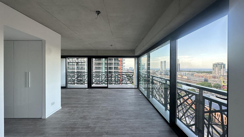 3 Ambientes En Venta A Estrenar, Piso Alto, Con Incrible Vista En Quartier Del Bajo.
