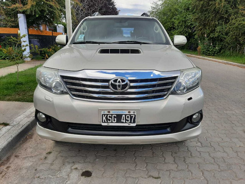 Toyota Sw4 3.0 Srv Cuero I 171cv 4x4 4at 7 Asientos